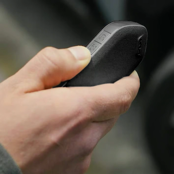 kia-sorento-my25-upgrade-smart-key-black