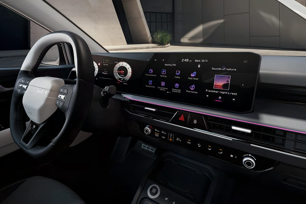 kia-stonic-swiatlo-we-wnetrzu Światło, które tworzy klimat każdej podróży