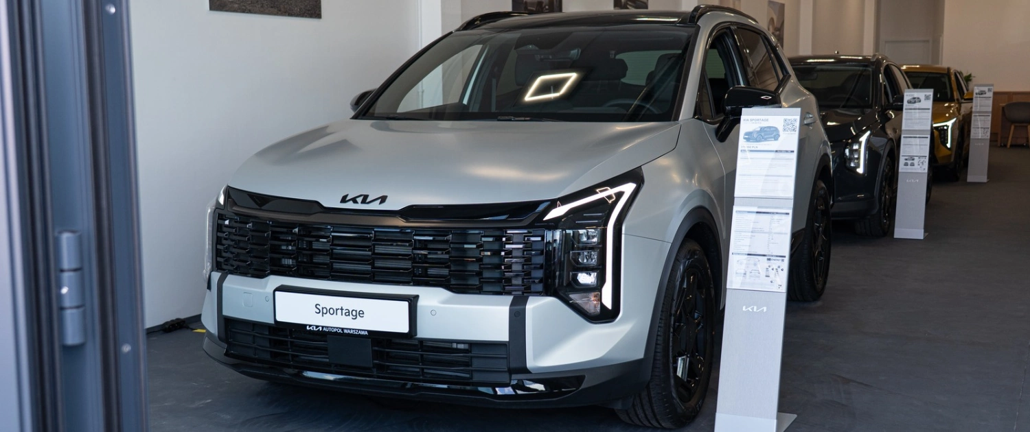 kia-slider-desktop
