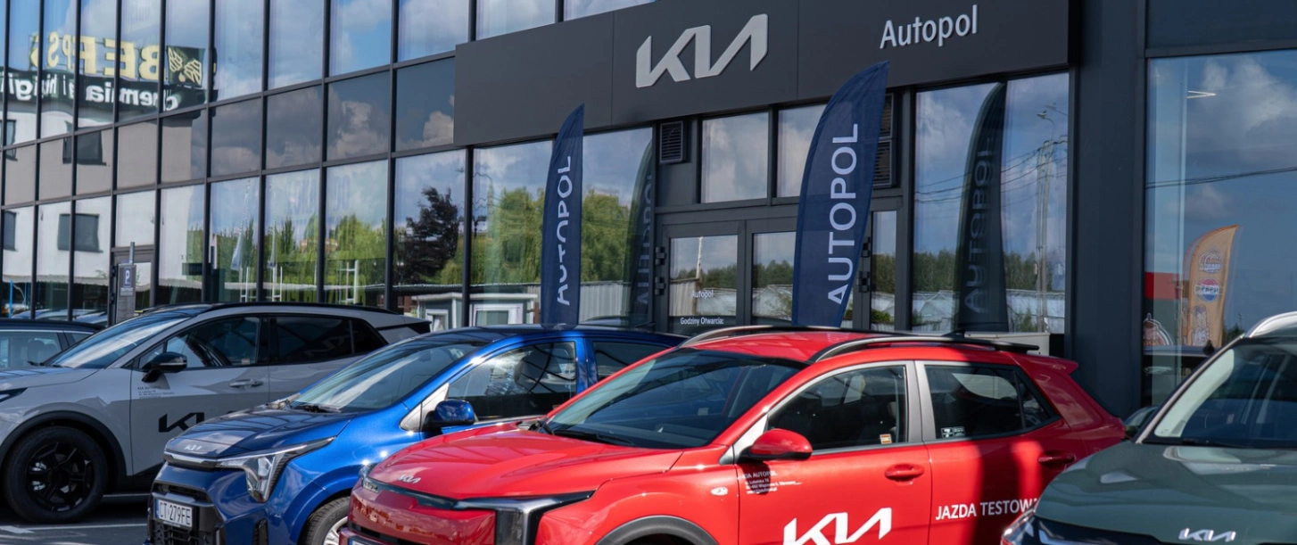 kia-slider-desktop